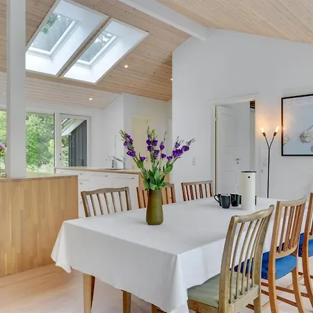 Heino - 3-5km From The Sea By Interhome 度假居 *